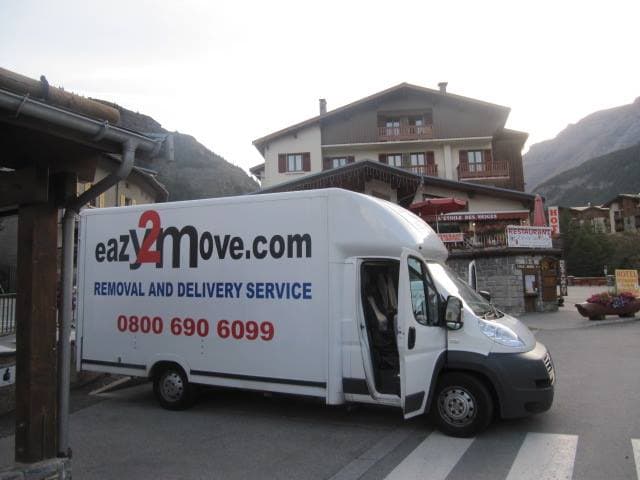 Eazy 2 Move Ltd