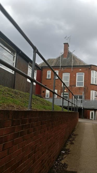 Northern General Hospital- Accident and Emergency Department sheffield - image 2