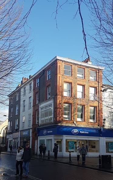 Boots Opticians york - image 4