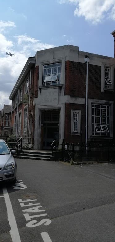 Chiswick Library london - image 2
