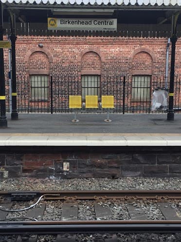 Birkenhead Central liverpool - image 6