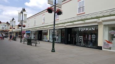 Topshop salisbury