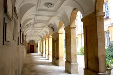 Corpus Christi College oxford - image 4