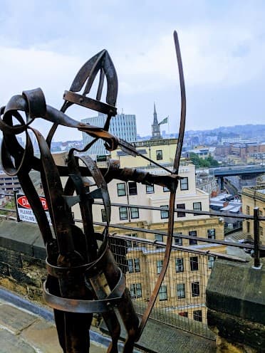 Newcastle Castle - image 6