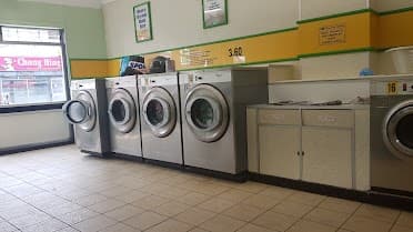 Liver Launderette liverpool - image 1