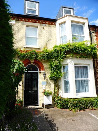 Lynwood House cambridge - image 6