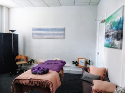NU.U THERAPY MASSAGE - manchester