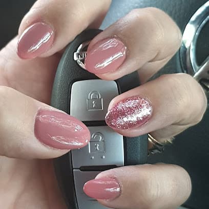 Awesome Nails - Rockhampton