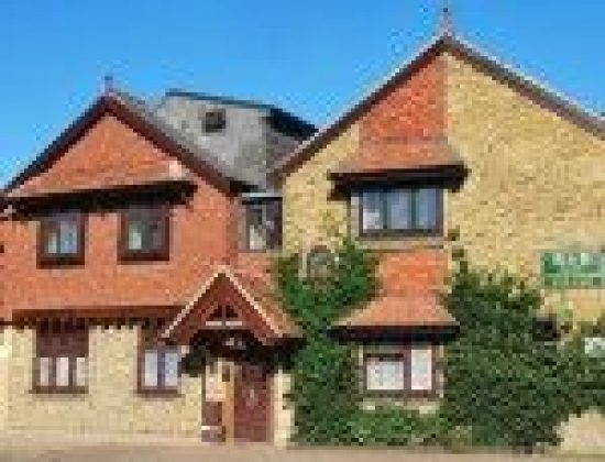 Oakwood Bed and Breakfast Heathrow