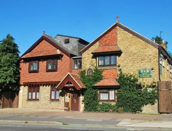 Oakwood Bed and Breakfast Heathrow