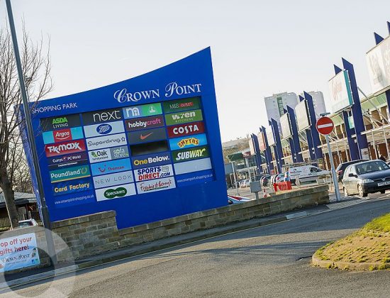 Crown Point Shopping Park