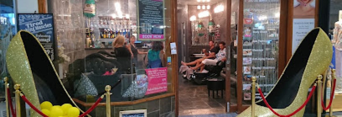 Naked Skin Day Spa & Cocktail Lounge – Sunshine Coast